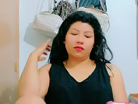 MojaditPussy online show from 13, 5, 2026