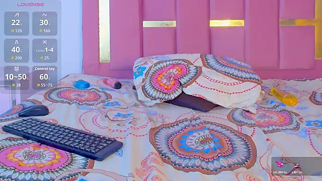 Snapshot of KatalinaSunset chatting on 15, 4, 2026 KatalinaSunset online show from 15, 4, 2026