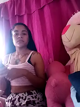 Snapshot of Zeyra_hot chatting on 7, 4, 2026 Zeyra hot online show from 7, 4, 2026