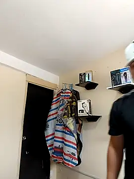 Snapshot of boysexy2207 chatting on 24, 4, 2026 boysexy2207 online show from 24, 4, 2026