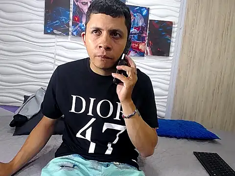 romeojupi online show from 17, 4, 2026