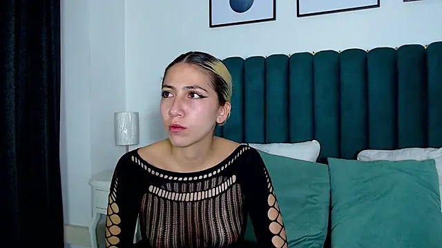 aribunnie fg online show from 18, 4, 2026