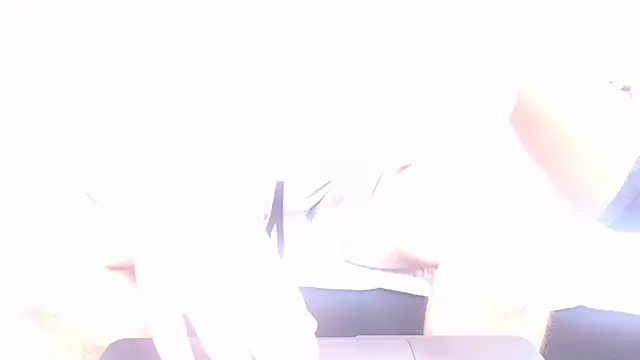 Snapshot of kim_couple chatting on 21, 4, 2026 kim couple online show from 21, 4, 2026