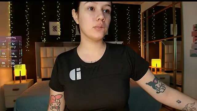 Snapshot of aria_bloomer chatting on 27, 5, 2026 aria bloomer online show from 27, 5, 2026