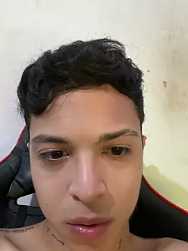 Snapshot of ZAndrew_Gold chatting on 11, 6, 2026 ZAndrew Gold online show from 11, 6, 2026