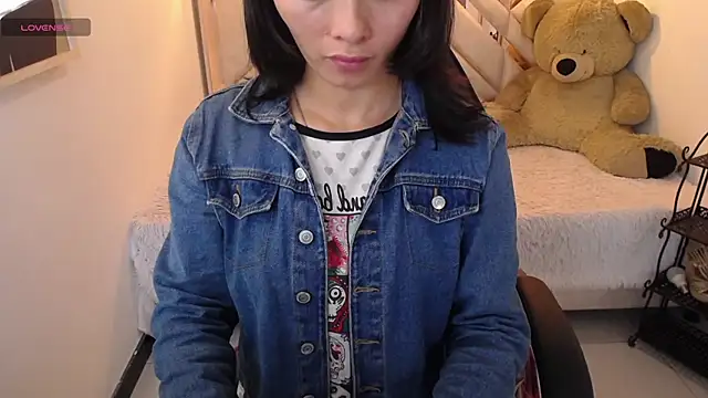 Snapshot of ahmy_ chatting on 19, 5, 2026 ahmy online show from 19, 5, 2026