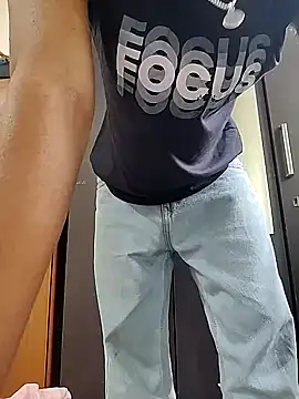 Snapshot of hrny_0007 chatting on 8, 4, 2026 hrny 0007 online show from 8, 4, 2026