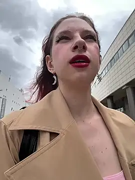 michelle lovique online show from 12, 6, 2026