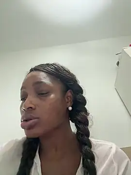 Snapshot of browniee777 chatting on 1, 5, 2026 browniee777 online show from 1, 5, 2026