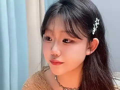 Snapshot of Lilababy00 chatting on 8, 4, 2026 Lilababy00 online show from 8, 4, 2026