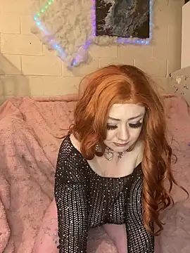 Snapshot of KarmaValentina chatting on 4, 5, 2026 KarmaValentina online show from 4, 5, 2026