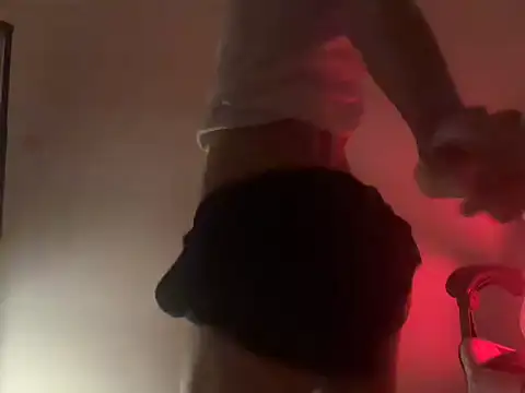 Snapshot of ojitosdegato chatting on 9, 4, 2026 ojitosdegato online show from 9, 4, 2026