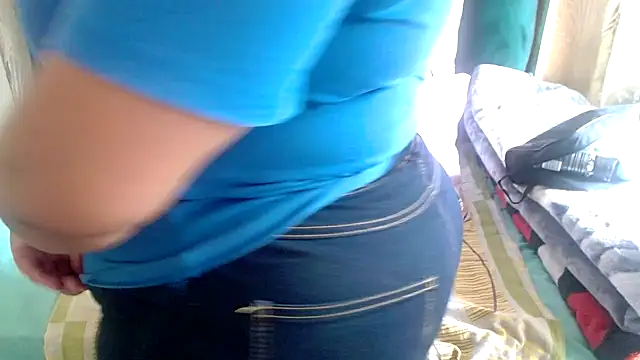 Snapshot of CaramelMelons78 chatting on 30, 4, 2026 CaramelMelons78 online show from 30, 4, 2026