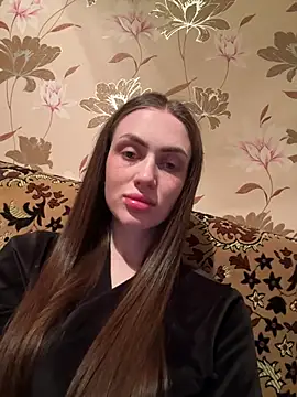 Snapshot of AlinaLove3213 chatting on 20, 4, 2026 AlinaLove3213 online show from 20, 4, 2026