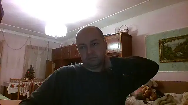 Luceriusbigass online show from 7, 12, 2024