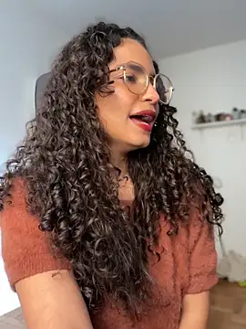 Snapshot of holaRosa chatting on 14, 6, 2026 holaRosa online show from 14, 6, 2026