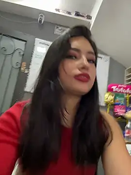 Snapshot of VioletRousee chatting on 11, 7, 2026 VioletRousee online show from 11, 7, 2026