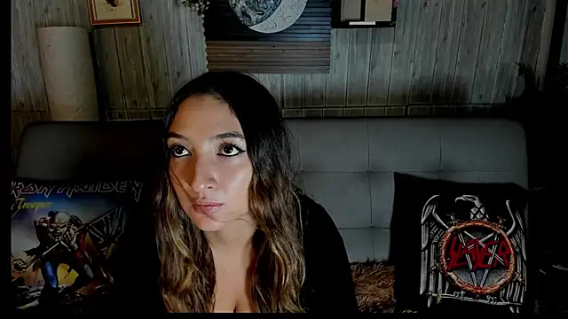 Alucarda666 online show from 4, 7, 2026
