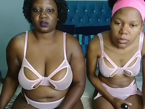 YourWifeyLily online show from 13, 5, 2026
