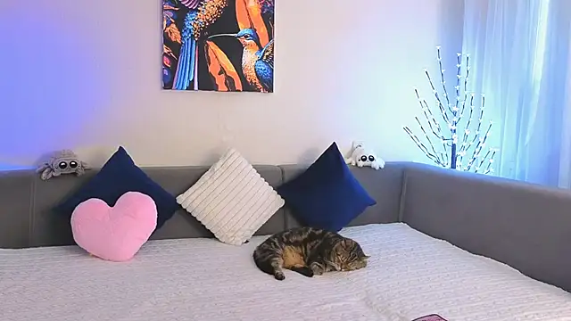EmilyHottt online show from 18, 6, 2026
