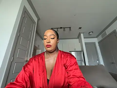 Snapshot of Tia_Lovely chatting on 7, 5, 2026 Tia Lovely online show from 7, 5, 2026