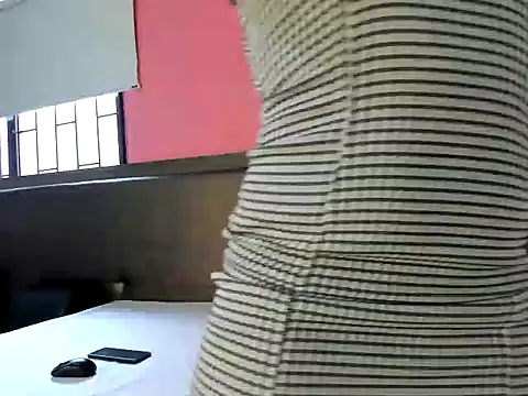 Azul Luna online show from 13, 4, 2026