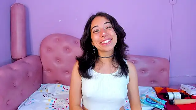 Samantha Walton online show from 24, 4, 2026