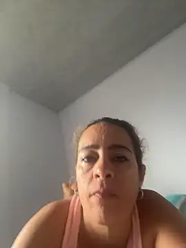 Natigoonzalez online show from 23, 4, 2026