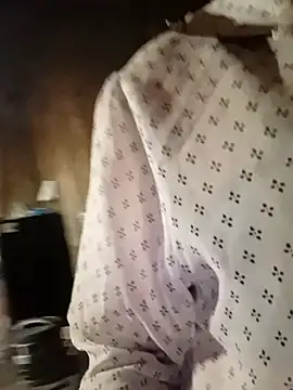 ross001 online show from 10, 4, 2026