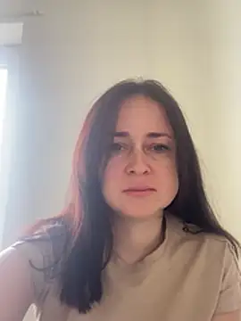 Snapshot of Emma_magic chatting on 10, 4, 2026 Emma magic online show from 10, 4, 2026