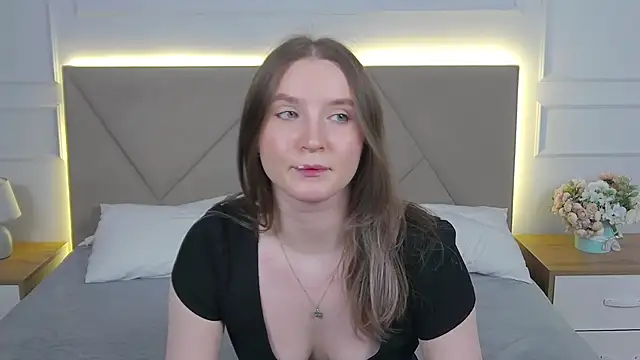 Snapshot of ArianaMilss chatting on 13, 5, 2026 ArianaMilss online show from 13, 5, 2026