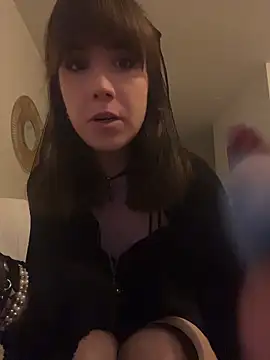 Snapshot of MyLovelyClitty chatting on 23, 4, 2026 MyLovelyClitty online show from 23, 4, 2026