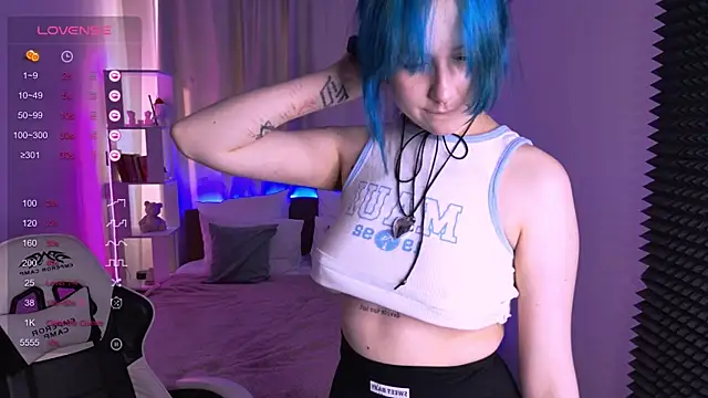 karinahili online show from 4, 5, 2026