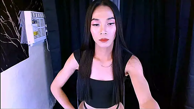 Snapshot of XoTrisha chatting on 13, 4, 2026 XoTrisha online show from 13, 4, 2026