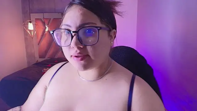 Snapshot of Dreamboo__ chatting on 6, 5, 2026 Dreamboo online show from 6, 5, 2026