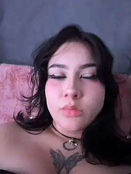 Snapshot of LilithVamp chatting on 9, 7, 2026 LilithVamp online show from 9, 7, 2026
