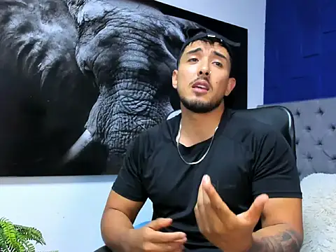 Snapshot of alangreek1 chatting on 1, 6, 2026 alangreek1 online show from 1, 6, 2026