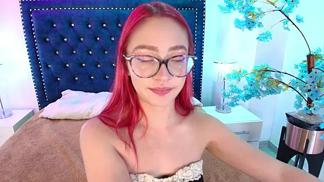 Snapshot of Amelie_adams chatting on 2, 5, 2026 Amelie adams online show from 2, 5, 2026
