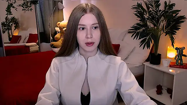 Snapshot of cheeky_chick chatting on 14, 7, 2026 cheeky chick online show from 14, 7, 2026