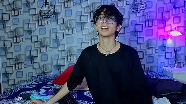 Snapshot of Twink_Sebas7 chatting on 19, 5, 2026 Twink Sebas7 online show from 19, 5, 2026