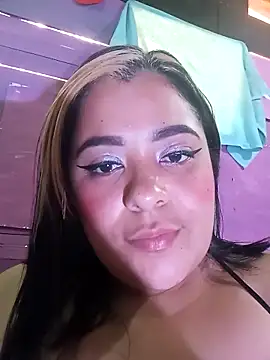 Snapshot of Brenda-maazo chatting on 18, 4, 2026 Brenda-maazo online show from 18, 4, 2026
