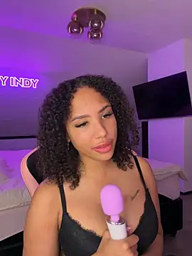 Snapshot of princessromyindy chatting on 16, 4, 2026 princessromyindy online show from 16, 4, 2026