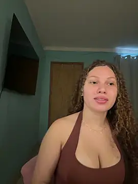 Snapshot of sophiiahot chatting on 26, 5, 2026 sophiiahot online show from 26, 5, 2026