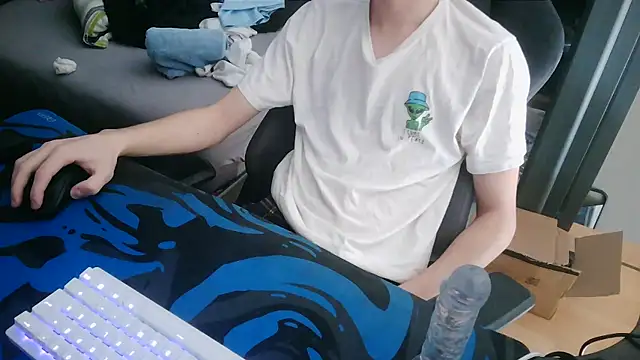 Theo19cmgerman online show from 11, 4, 2026