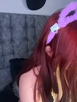 Snapshot of Caro_candyys chatting on 22, 4, 2026 Caro candyys online show from 22, 4, 2026