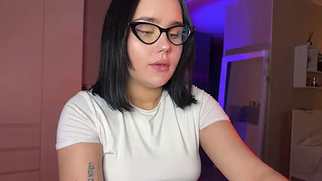 lola raze online show from 21, 5, 2026