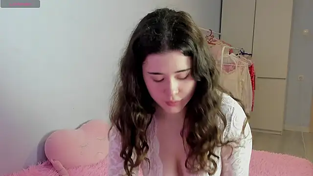 Snapshot of ChloeBlisss chatting on 13, 5, 2026 ChloeBlisss online show from 13, 5, 2026