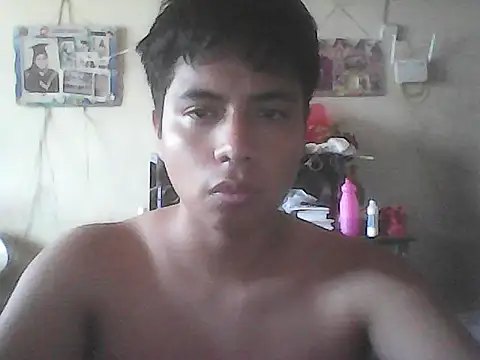 Snapshot of Axel_BABY chatting on 20, 4, 2026 Axel BABY online show from 20, 4, 2026