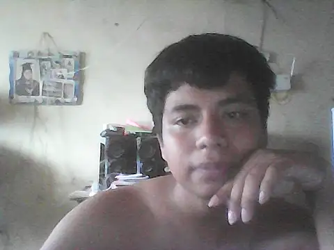 Snapshot of Axel_BABY chatting on 8, 5, 2026 Axel BABY online show from 8, 5, 2026