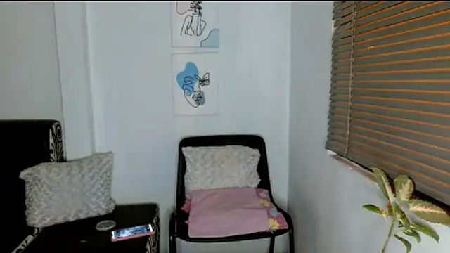 Snapshot of alisonnturbay chatting on 11, 6, 2026 alisonnturbay online show from 11, 6, 2026